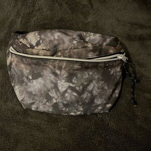 Watercolor Fannie Pack